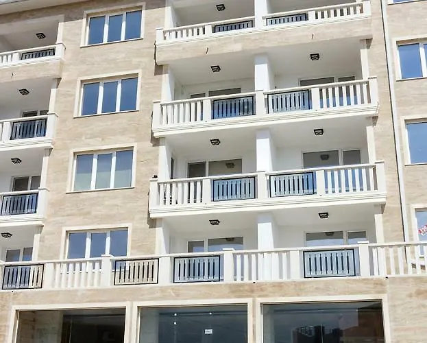 דירה White Lagoon - Luxurious 1bd Flat Near By Flat Mаnager