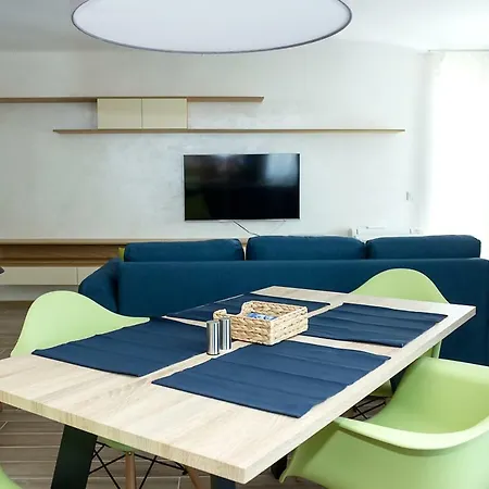 아파트 White Lagoon - Luxurious 1bd Flat Near By Flat Mаnager *